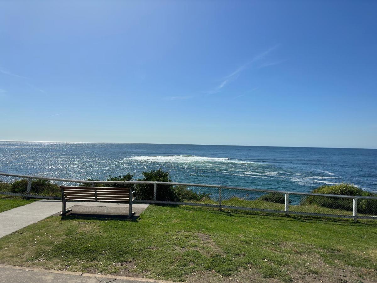 Ocean Front Apartment Cronulla Bagian luar foto